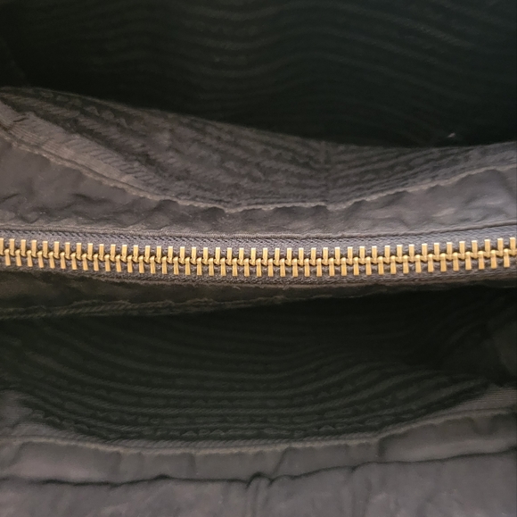 Vintage Prada Black Leather And Tessuto Nylon Handbag - Picture 13 of 16